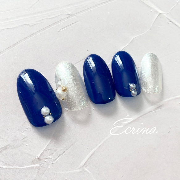 60 上品ネイビー パールネイル ネイルチップ（つけ爪） Écrina