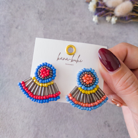 エスニックなビーズ刺繍ピアス/イヤリング（青系） アジアンビーズ