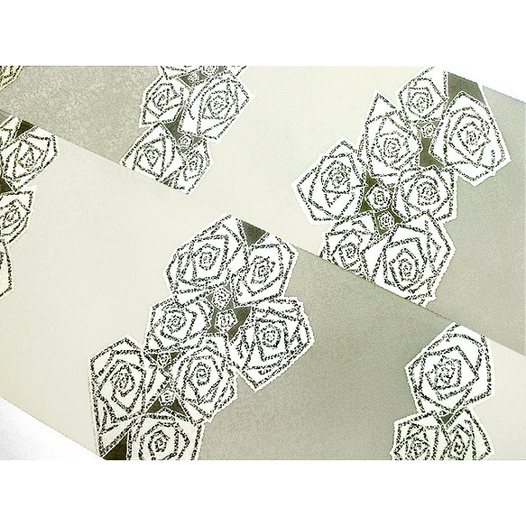 小紋着尺（市松風バラの花）（グレー色濃淡） 3枚目の画像