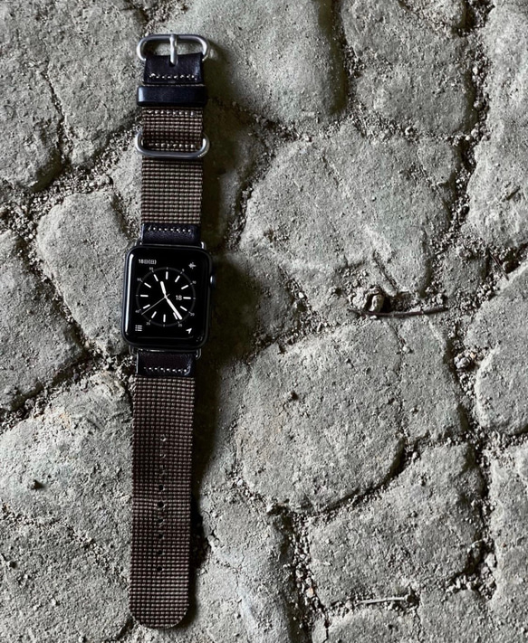 Apple Watch バンド アップルウォッチ ベルト レザー 全シリーズ対応 38mm/40m/41mm ブラック 1枚目の画像