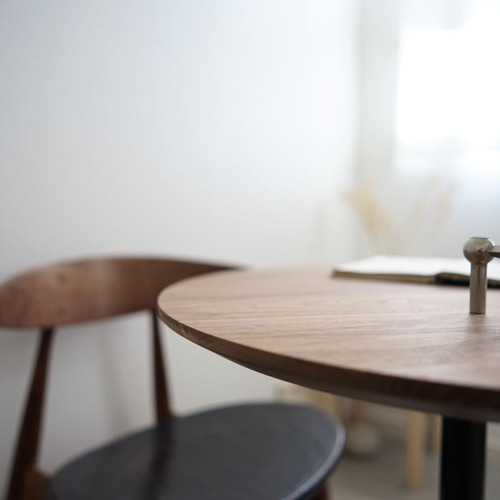 直径60cm/WALNUT無垢/ラウンドテーブル/高さ指定可&脚カラー選択可/丸