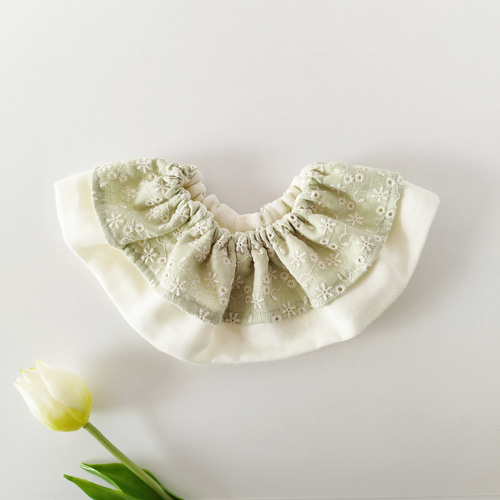 名入れ対応】刺繍ダブルガーゼのふんわり2重フリルスタイ* スタイ