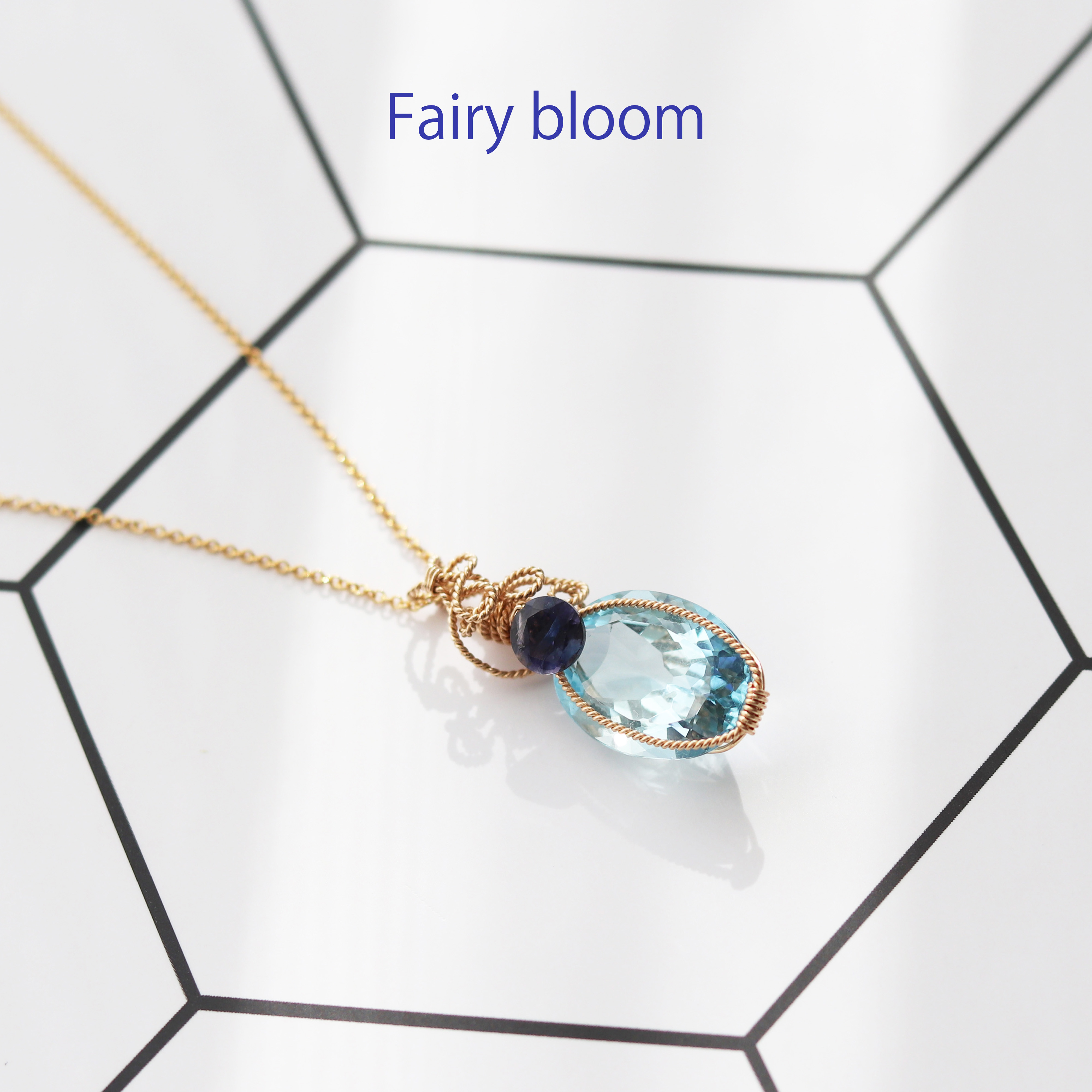 11月の誕生石　ブルートパーズ・ネックレス　天然石ジュエリー　【independence】