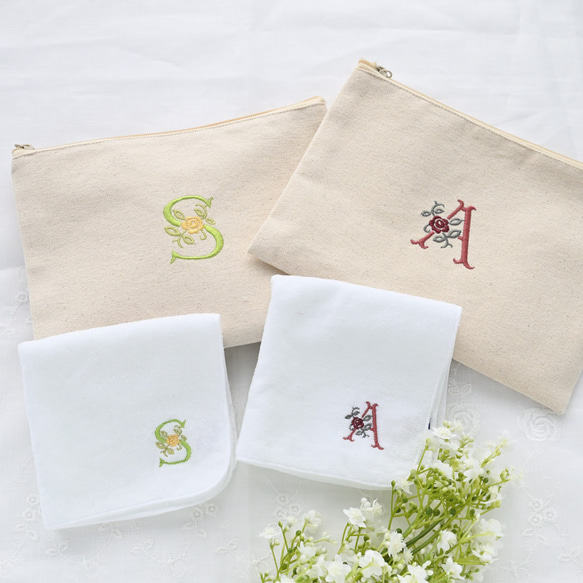 ポーチ ハンカチ 【 刺繍 イニシャル 】 今治タオル 白 コットン