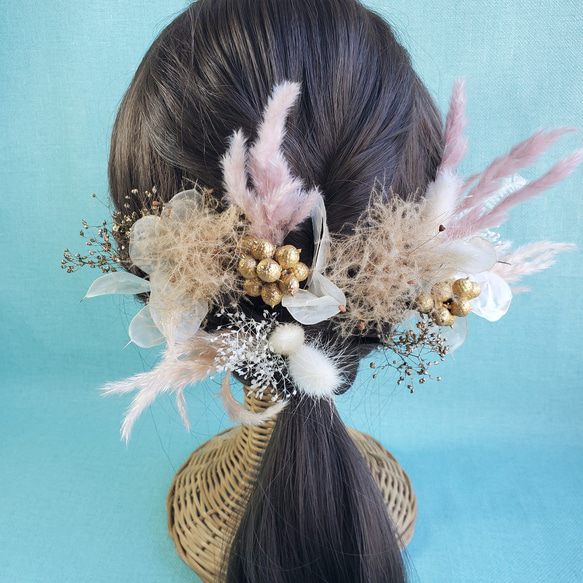 スモークツリー　パンパスグラス　くすみ系ピンクベージュ　髪飾り　結婚式　ウェディング 8枚目の画像