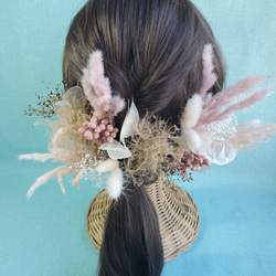 スモークツリー　パンパスグラス　くすみ系ピンクベージュ　髪飾り　結婚式　ウェディング 4枚目の画像