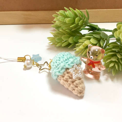 ❣️オプションでお買い得2個¥600❣️星で可愛く⭐️あみぐるみアイス