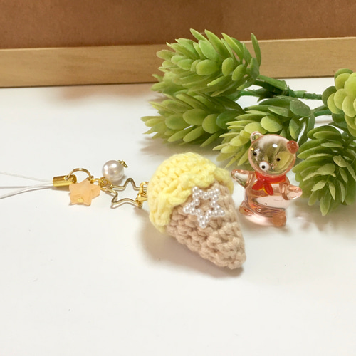 ❣️オプションでお買い得2個¥600❣️星で可愛く⭐️あみぐるみアイス