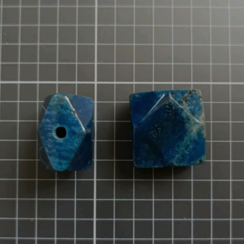 2個※選択可能】フォッシルコーラル 18x18mm ブルー 0001 天然石 mygem