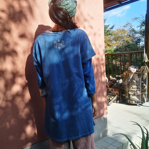 藍染めアイヌカットソー* 草木染めtops 手染めチュニック チュニック