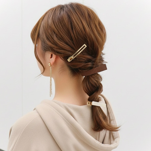 ♥️100 【2点で800円】 レザー ヘアクリップ ② ／ ヘアピン 本革