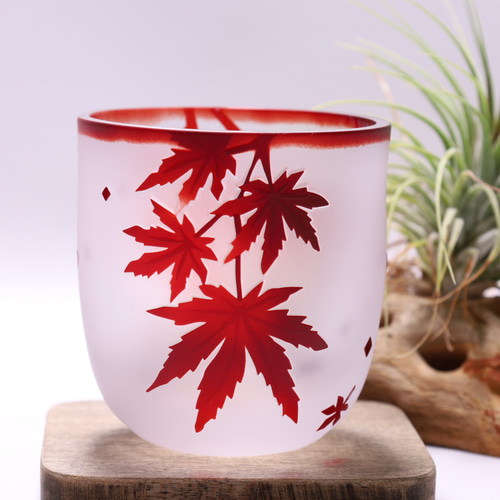 もみじのぐい呑みグラス－赤紅葉 おちょこ・ぐい呑み・徳利 enSo-glass
