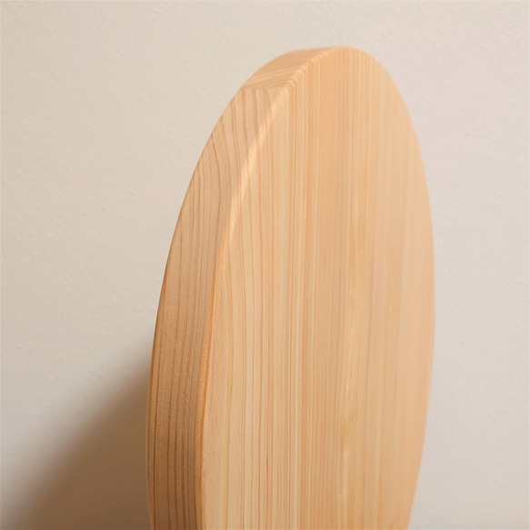 ひのきの丸型まな板 HIMARI -ひまり-　28〜40cmまでサイズオーダーメイド 父の日 2枚目の画像