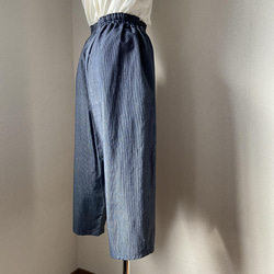着物リメイク　レディースサルエルパンツ　綿　絹紬　ブルー　紺色　クロップド丈 10枚目の画像