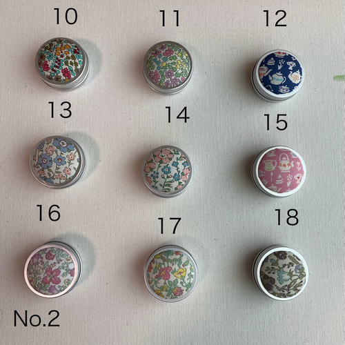 35種類リニューアル！好きな柄が2つ選べるリバティのマカロン缶！ピル