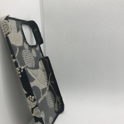 iPhone cover 4枚目の画像