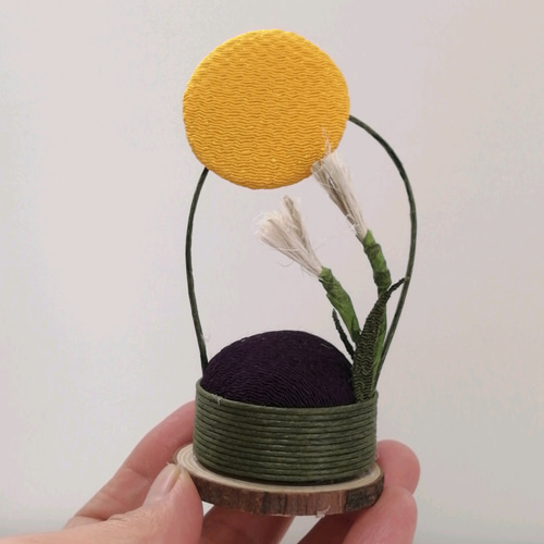 ちりめん歳時記「秋のお月見」 白うさぎのお月見 つまみ細工 その他