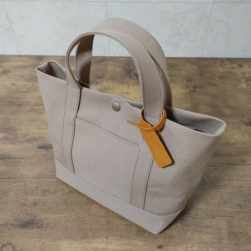 迦蓮　トートバッグ　ハンドメイド　ベージュ×ブラウン　ベルト付き 0_9697de502a5acf8f9f67fa98041e
