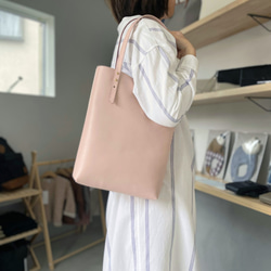 【3日以内発送】A4対応 通勤にも◎ 2WAYハンドル　牛シュリンクレザーのトートバッグ【ブラック】卒業/入学式にも 12枚目の画像