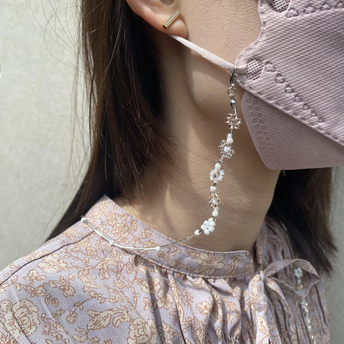 ♪372❤️ ビーズ　花　マスクチェーン　ハンドメイド ♪372❤️ ビーズ花マスクチェーンハンドメイド