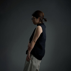 【wafu】雅亜麻 Linen Turtleneck シャリーング ネック インナーとしても/黒色 p014c-bck1 3枚目の画像