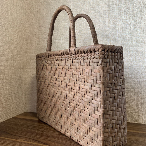 ※5/22まで※【新品】山葡萄カゴバッグ　手作り 国産山葡萄カゴバック(手作り)