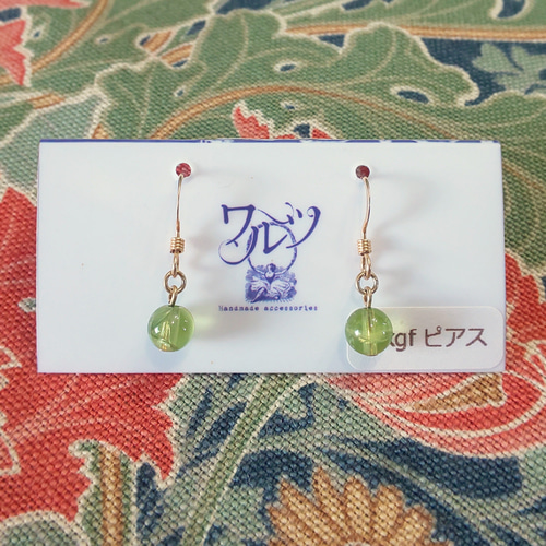 【⠀専用ページ 】ペリドット オパールピアス 14kgf ペリドットとオパールの小ぶりなピアス 14kgf 天然石 | 可愛い
