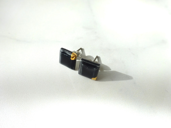kotsubu 陶瓷耳環（方形、黑色） 第4張的照片