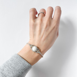 アロマ香る 癒しのマクラメブレスレット　* 気持ちほどける馥郁 * グレージュ　ギフトラッピング対応 2枚目の画像