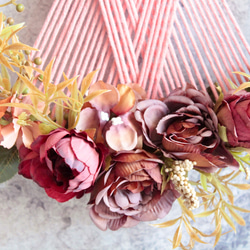 ピンクマクラメ風壁飾りリース 5枚目の画像