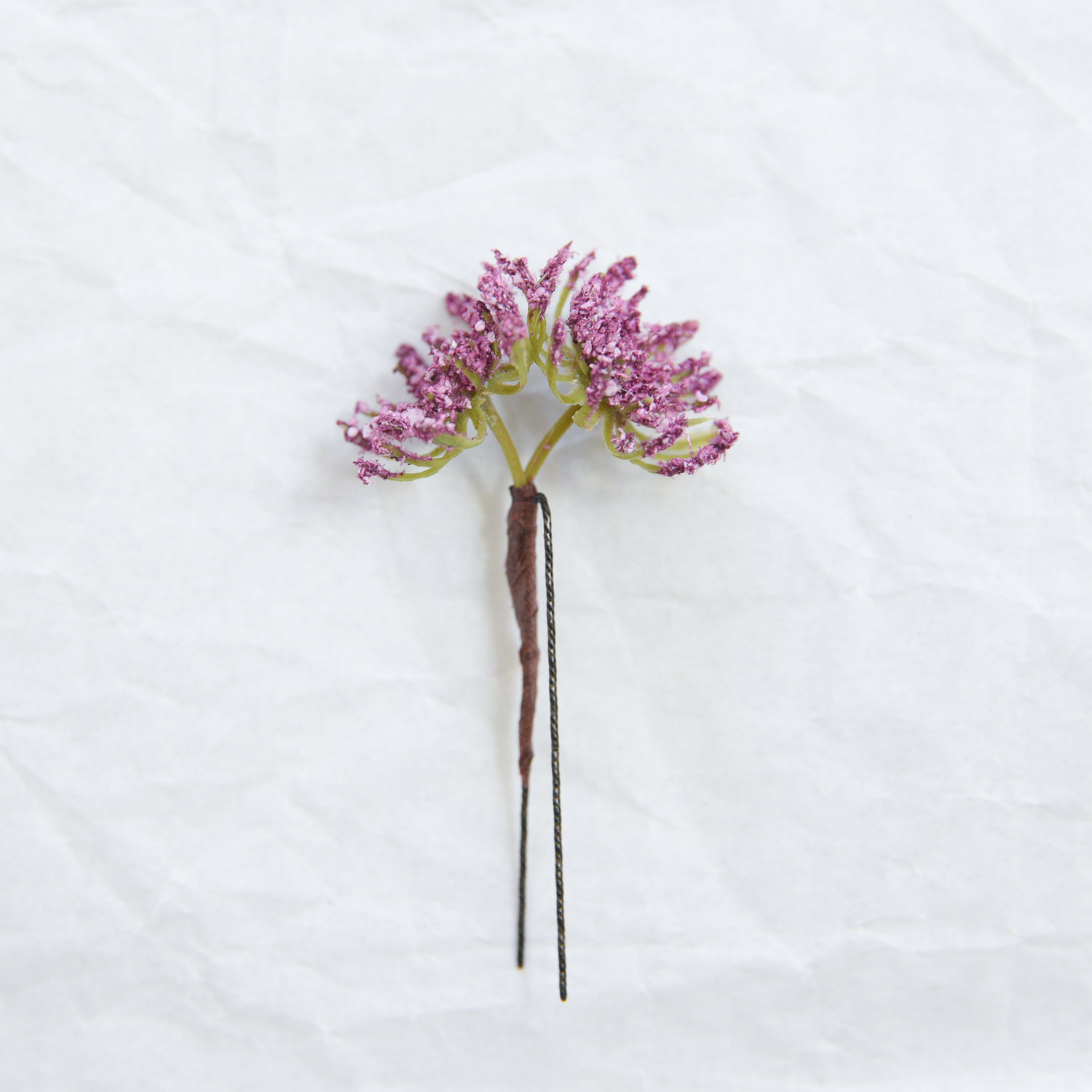 【ショートボブやボブの花嫁様に】パンパスグラスのボンネ風ヘッドドレスN　ドライフラワー風ウェディングヘッドパーツ・髪飾り