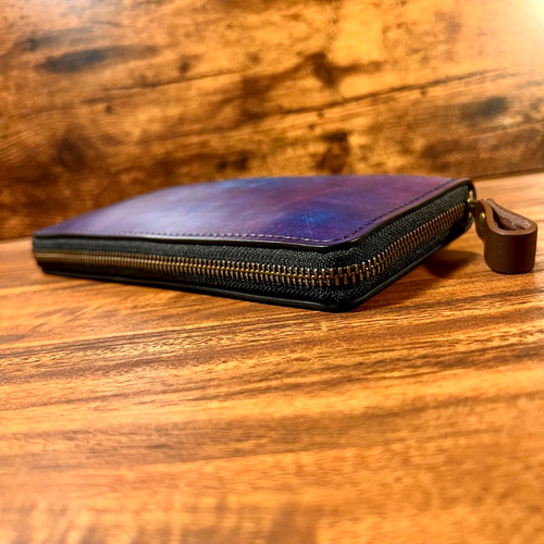 革の手染め- ラウンドファスナー長財布 / パープル（紫 + 水色） 長
