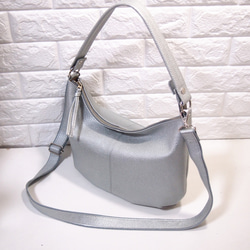 ★ハンドメイド★日本製★牛革★２ＷＡＹショルダーバッグ（ロングハンドル・肩掛け）★シルバー★コロンとしたスタイル★超軽量 9枚目の画像