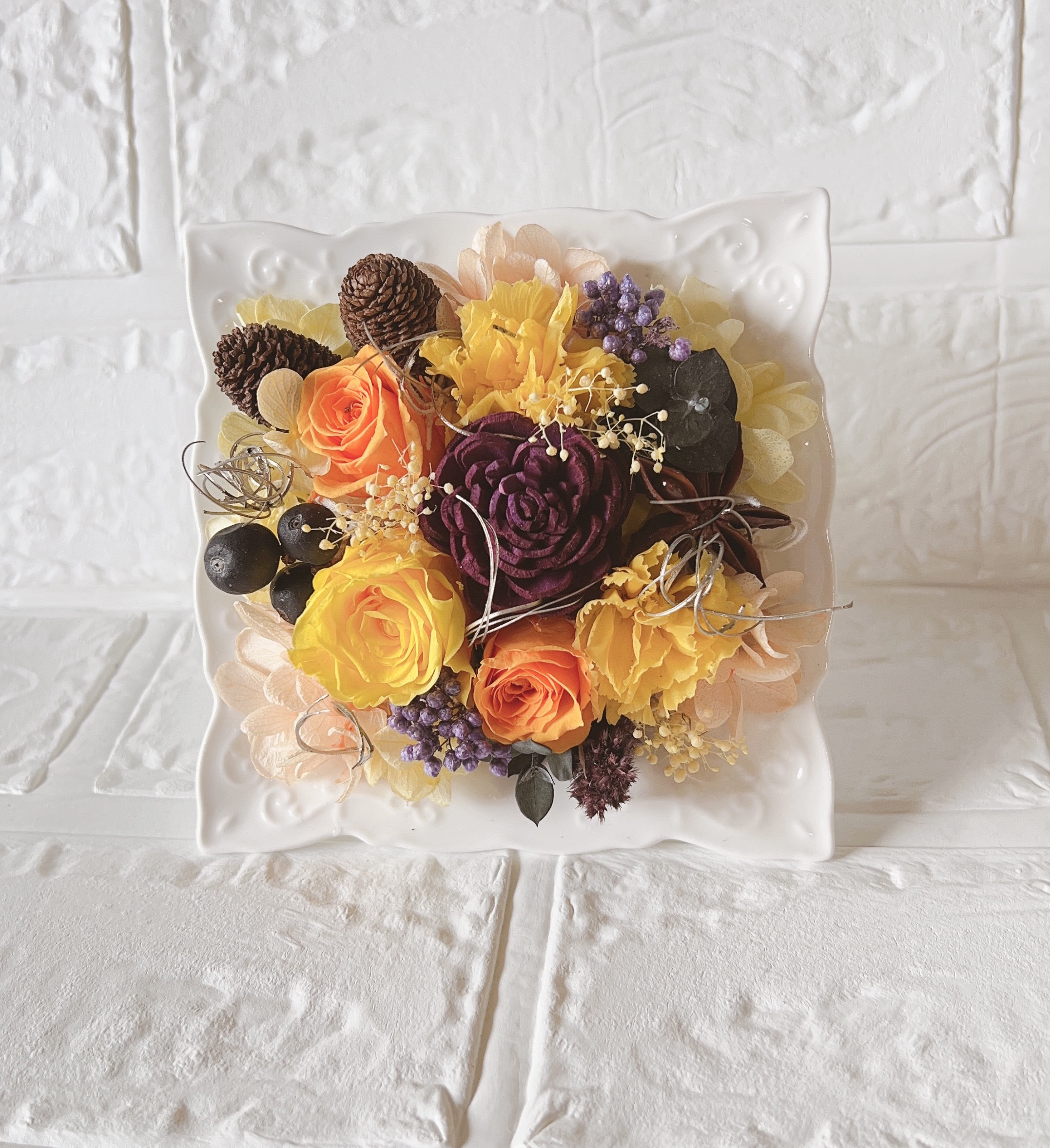 バラのMIXカラーのアレンジンメント（H45）「Florist