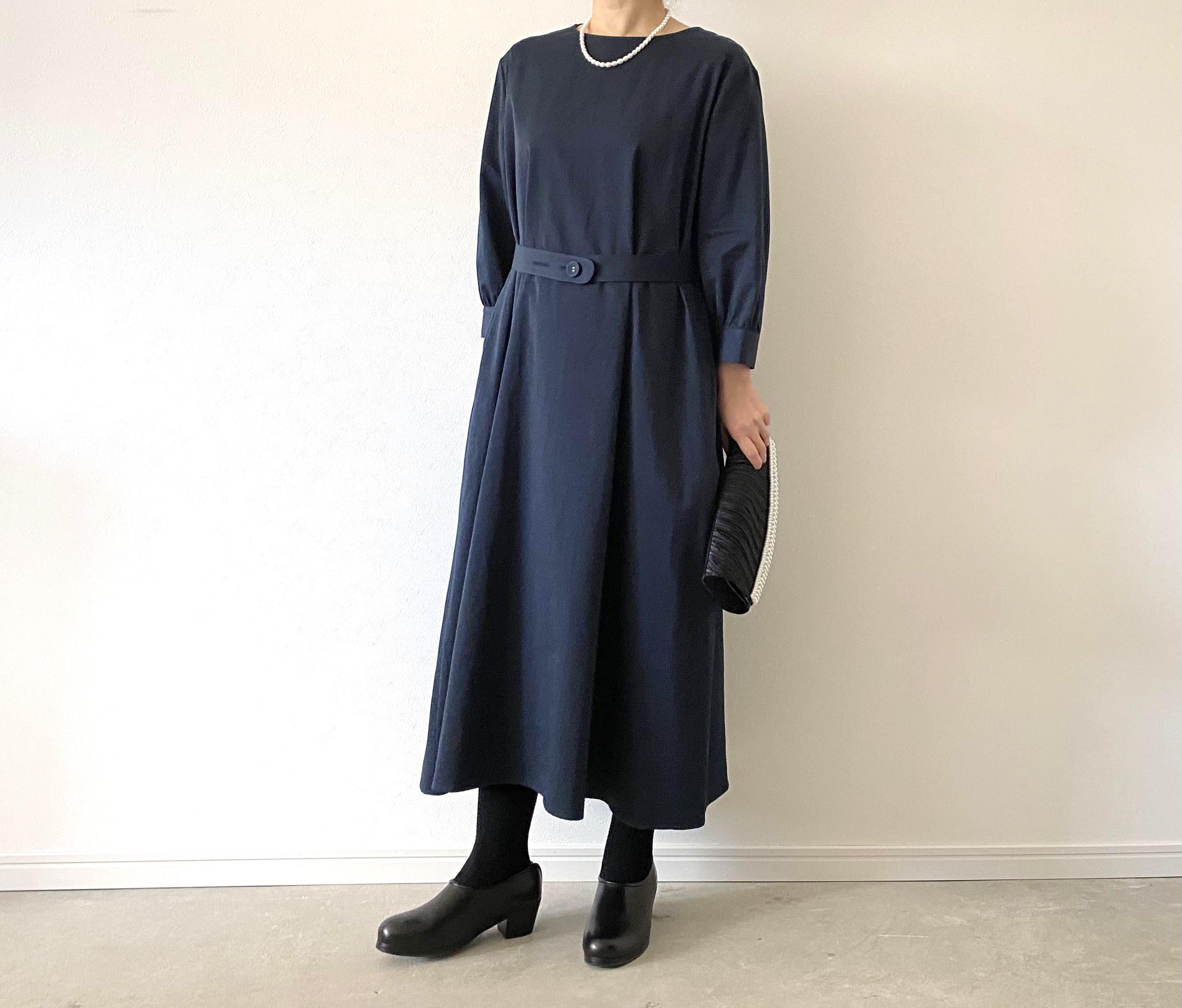 美品✨BLAMINK　コットンリネンベルテッドワンピース　ネイビー　38 美品✨BLAMINK　コットンリネンベルテッドワンピース　ネイビー　38