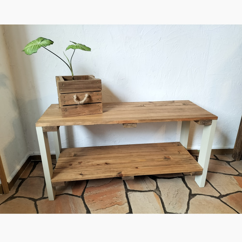 アンティーク　ベージュ木製2段棚 アンティーク ベージュ木製2段棚 アンティーク ベージュ木製2段