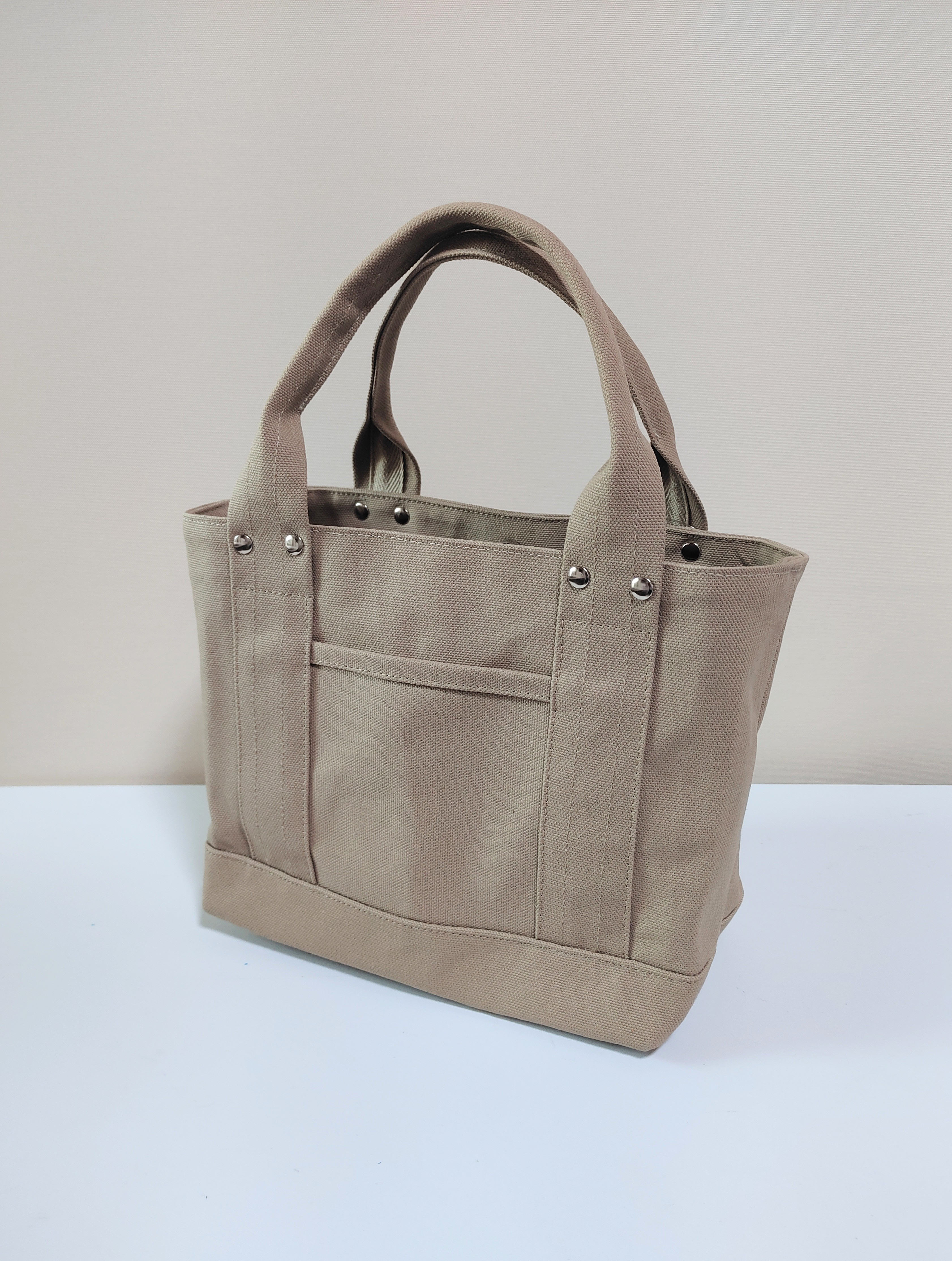 仕切りでスッキリ帆布ミニトートバッグ（サンドベージュ）