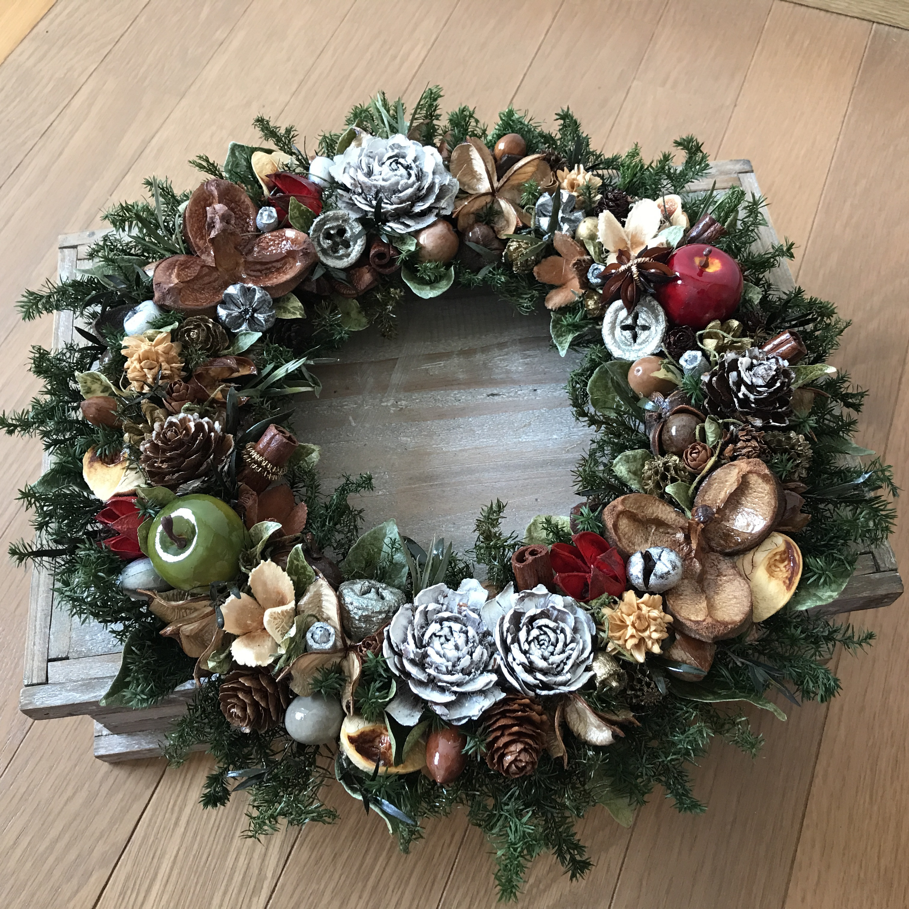 《X'mas》シダローズとリンゴのボタニカルグリーンリース　30cm（再販ｘ3）