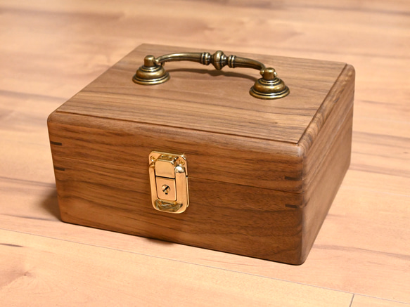 ウォールナットの手さげ金庫 (フリマ用レジ) その他ケース kura6go