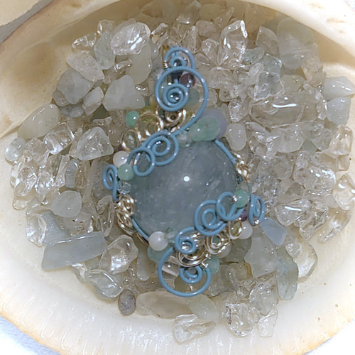 綺麗な水色 大玉15mm ミルキーなアクアマリン ペンダント