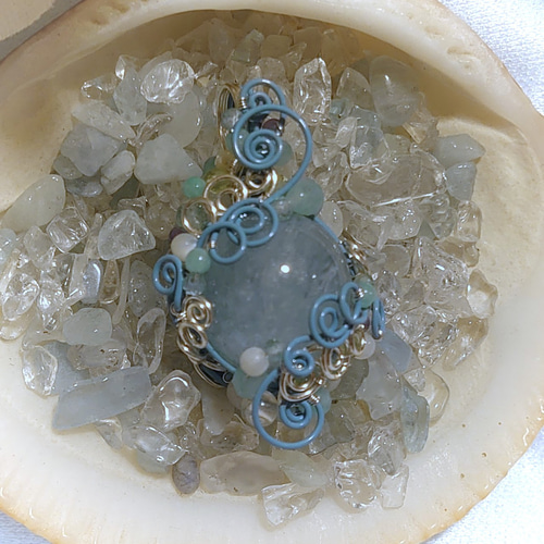 綺麗な水色 大玉15mm ミルキーなアクアマリン ペンダント