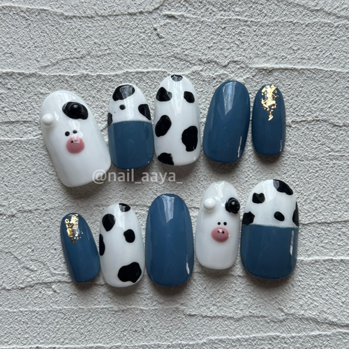 牛柄 くすみブルー ネイルチップ ネイルチップ（つけ爪） ❤︎ ay_nail  