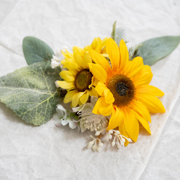 【ボブ/ショートボブの花嫁様に】向日葵ヘッドパーツC 夏の結婚式や前撮り・フォトウェディング、和装白無垢・色打掛髪飾り 8枚目の画像