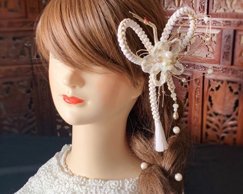 【トレンドの白×ゴールド】白無垢　簪　成人式　髪飾り　大正ロマン　鶴響の祝い組紐 トレンドの白×ゴールド】白無垢簪成人式髪飾り大正ロマン鶴響の祝い組紐