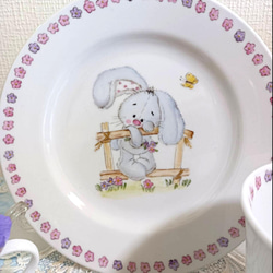 手描き上絵付♡マグカップ&中皿セット(キュートなウサギちゃん） 3枚目の画像