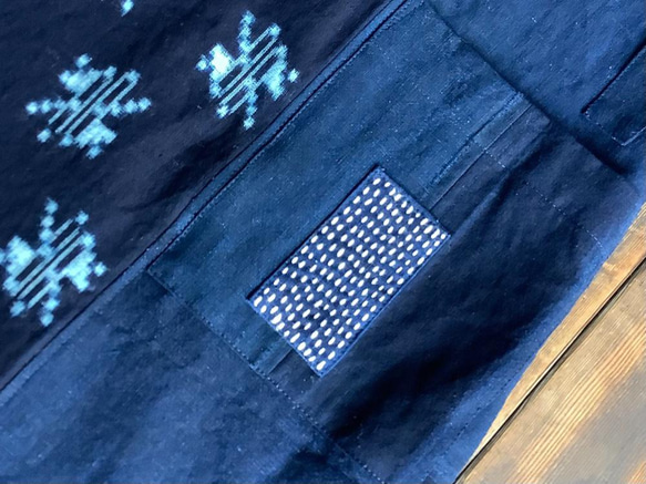 着物リメイク　藍染め絣のジャンバースカート／ボロ／刺し子 7枚目の画像