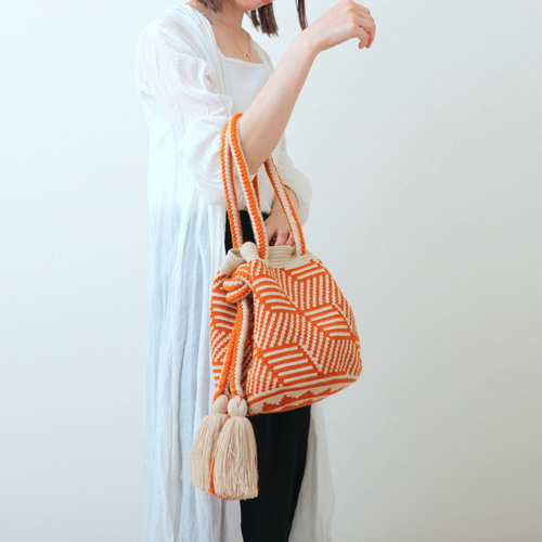 キュービック巾着バッグ