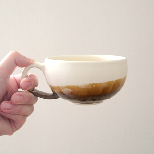 白茶の釉薬 陶器のあたたかスープカップ マグカップ TSUCHI-HANAKI