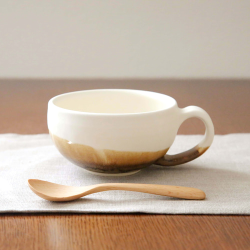 白茶の釉薬 陶器のあたたかスープカップ マグカップ TSUCHI-HANAKI
