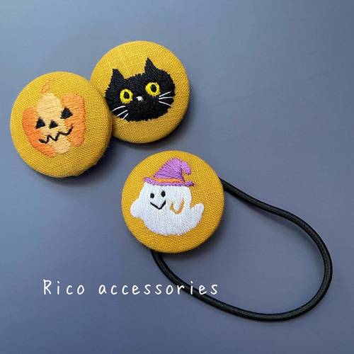 ハロウィン・おばけと黒猫とジャックオランタンの手刺繍ブローチ